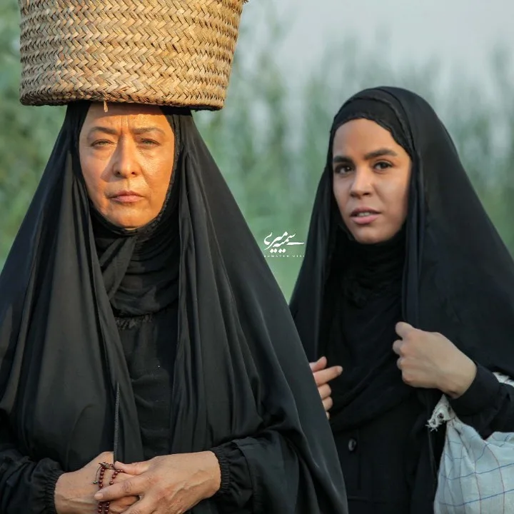 تصاویر و بیوگرافی آزیتا حاجیان بازیگر، زندگی شخصی و ازدواجها بازی آزیتا حاجیان در کنار دخترش ملیکا