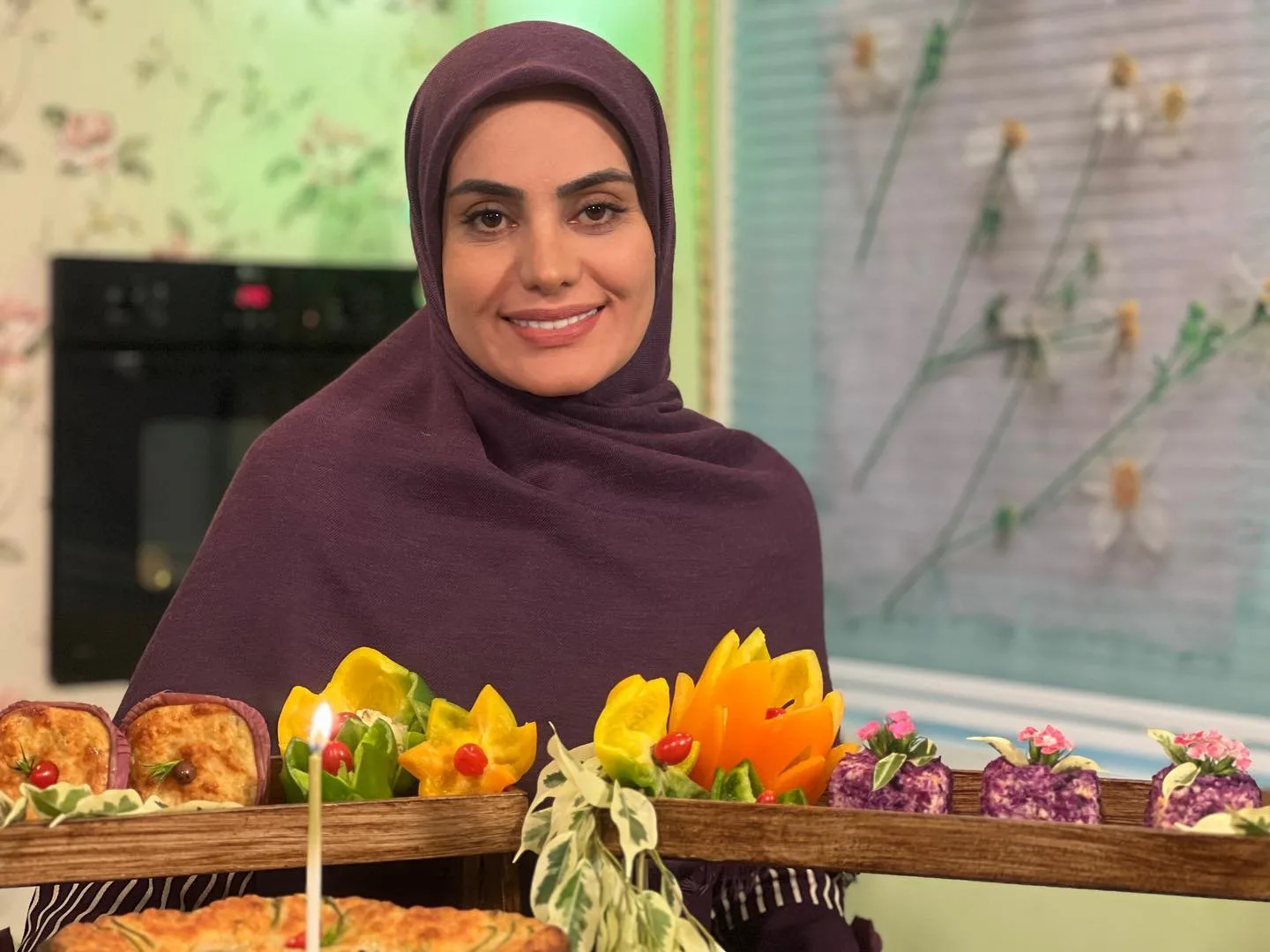بیوگرافی مریم هدیه لو مجری و تهیهکننده رادیو و تلویزیون صدا و سیما مریم هدیه لو مجری و تهیهکننده رادیو و تلویزیون صدا و سیما