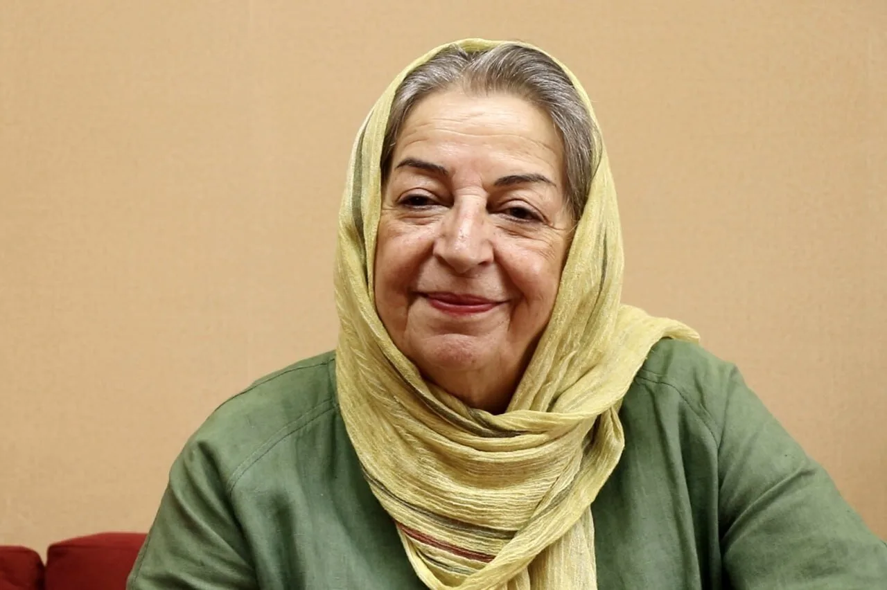 اسامی و بیوگرافی بازیگران سریال پرانتز باز + خلاصه داستان مرضیه برومند