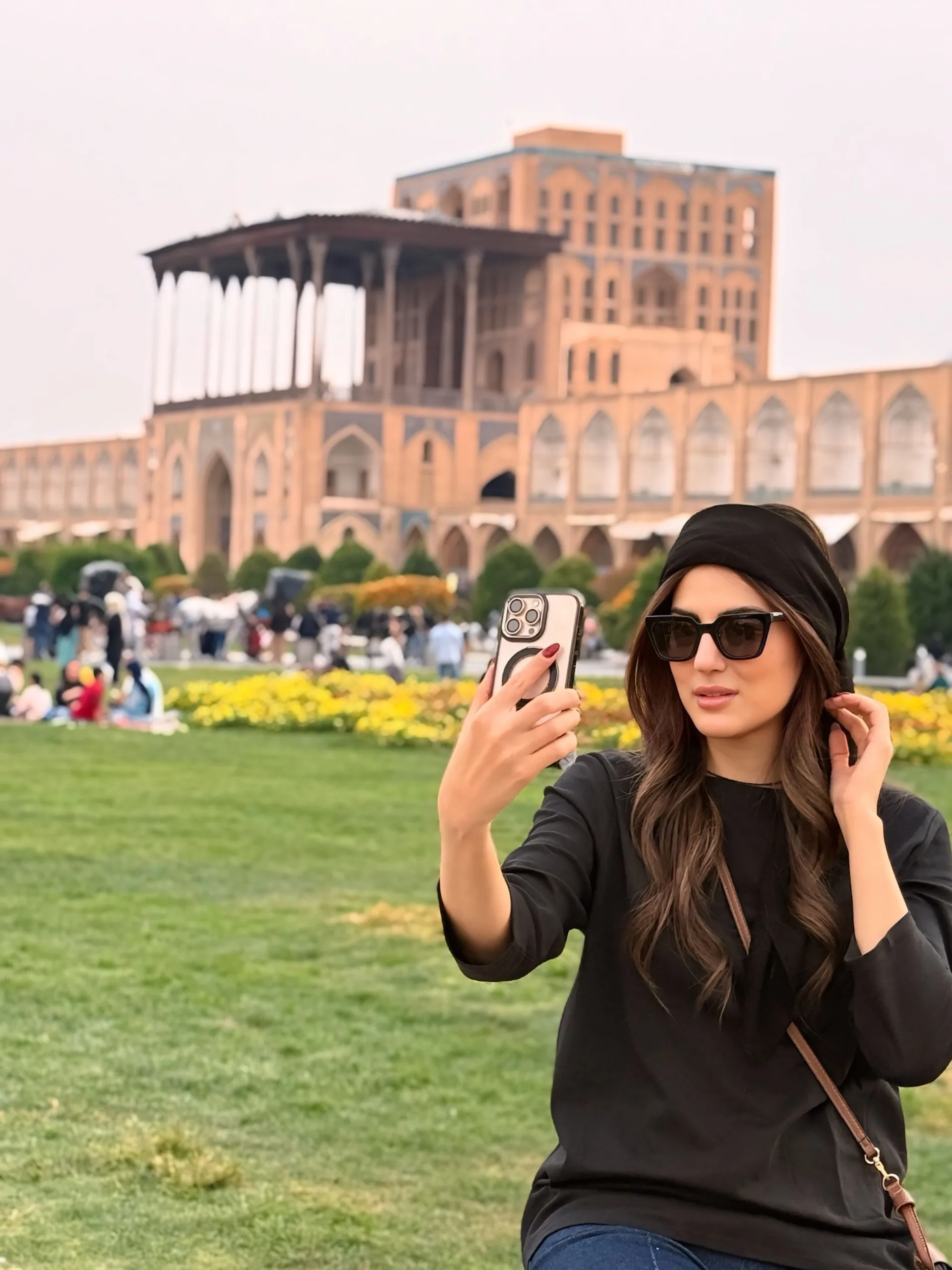 تصاویر جذاب هلیا امامی بازیگر سینما و تلویزیون در شهر اصفهان هلیا امامی در اصفهان
